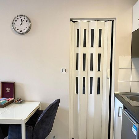 Top Floor Studio With Terrace Prague Extérieur photo
