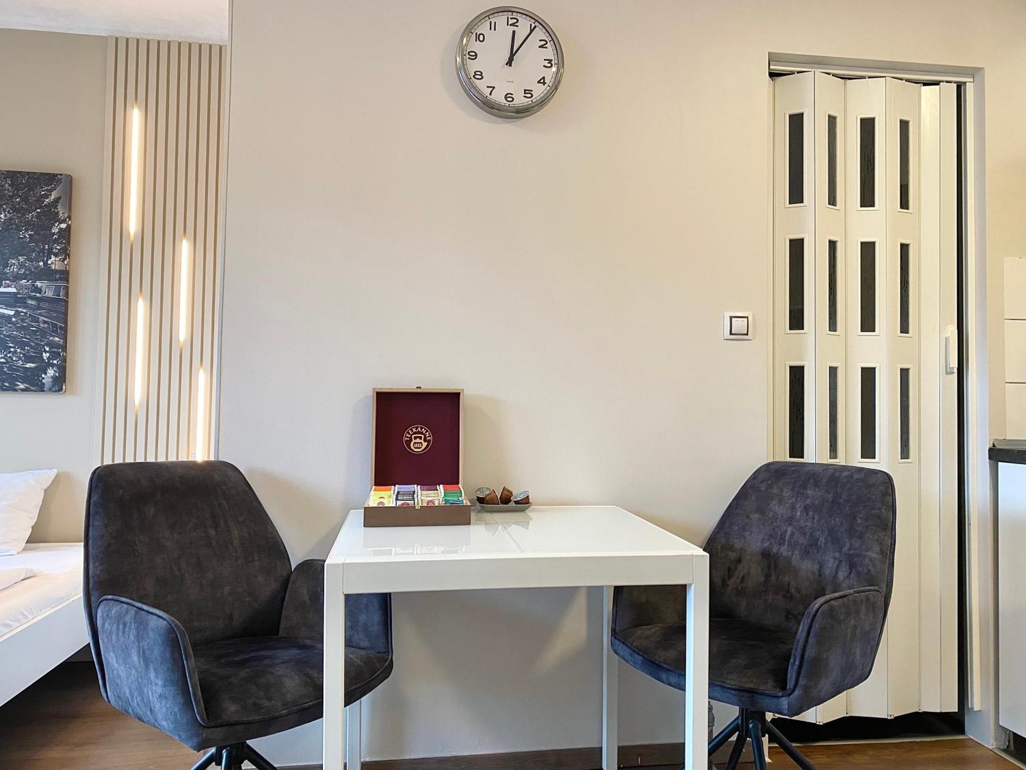 Top Floor Studio With Terrace Prague Extérieur photo