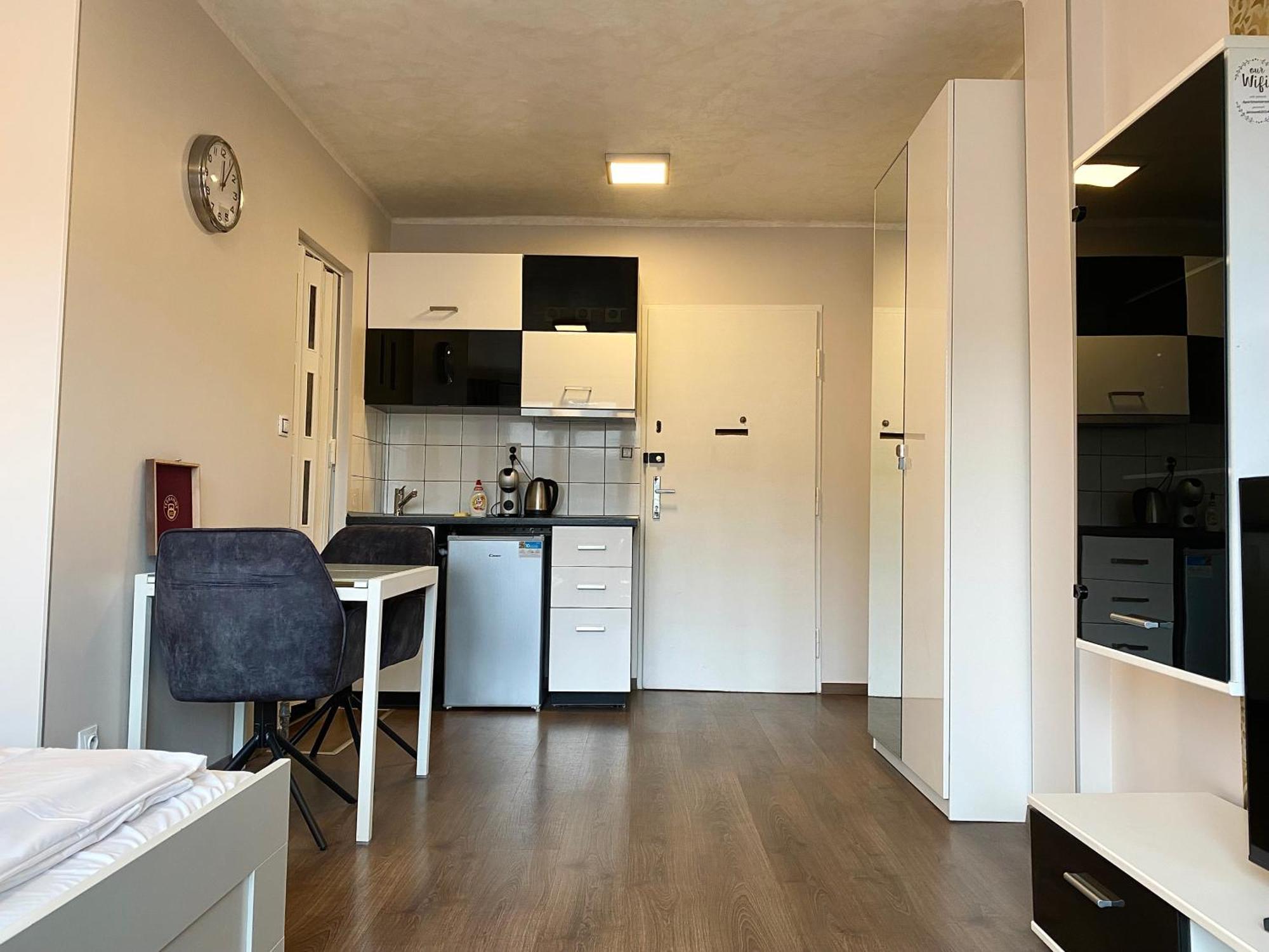 Top Floor Studio With Terrace Prague Extérieur photo